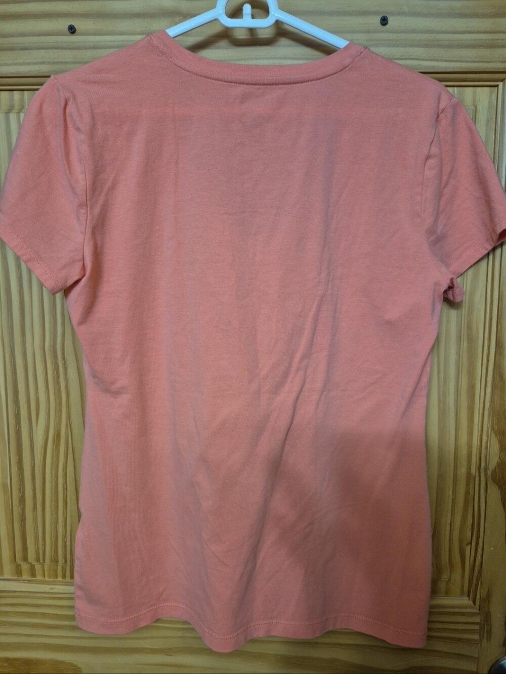 Banana Republic Tee - Picture 2 of 3